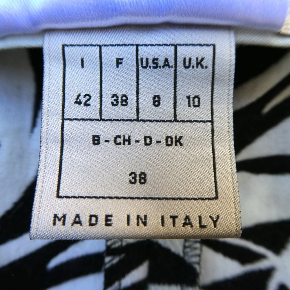 Emilio Pucci Italy Psychedelic Shorts Cheeky Zip Bar Clasp Fly Canvas Side Slits - Picture 10 of 10